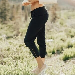 Albion Fit Black Jetsetter Everywhere Joggers